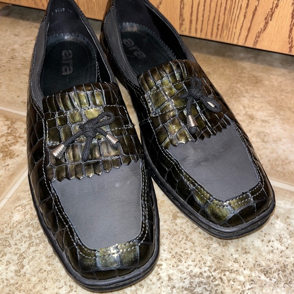 ara Women’s Green Croc Embossed Leather Loafers Sz-6 - Picture 4 of 9